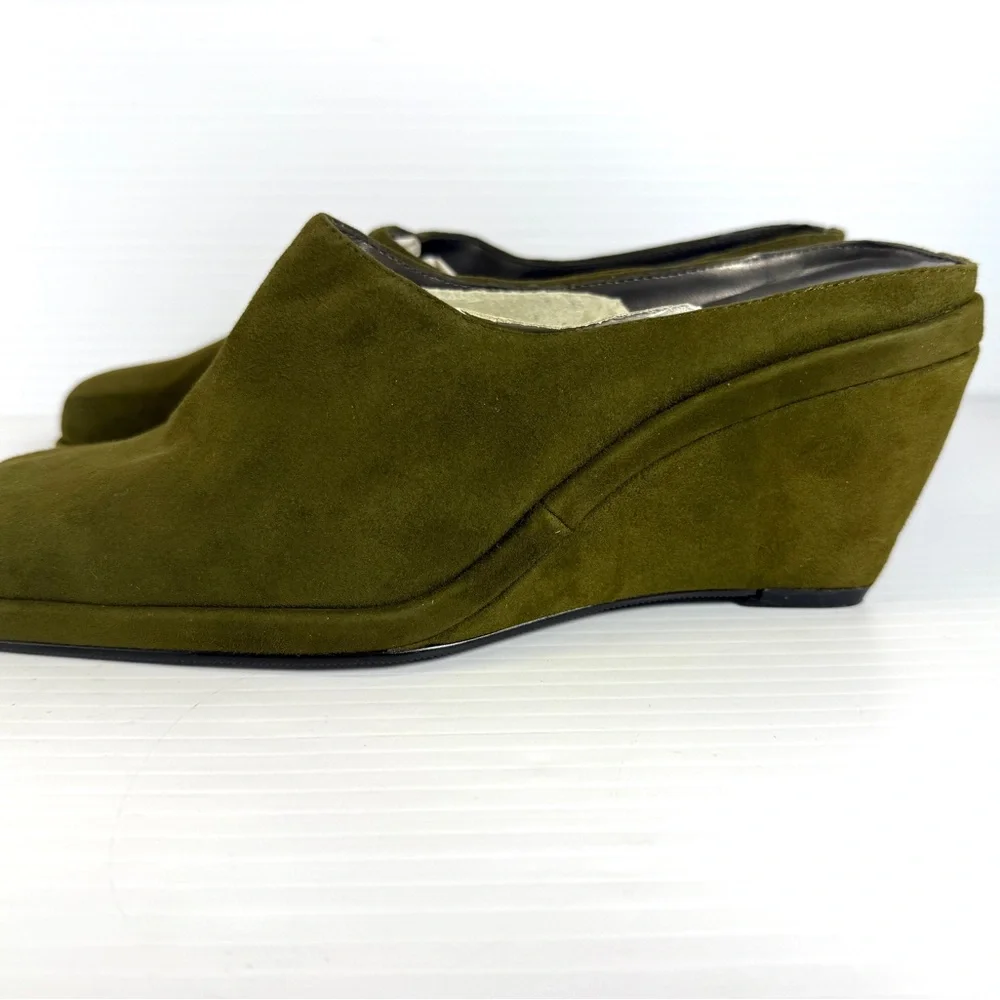Ann Marino Women's Olive Suede Loafers - Picture 3 of 10
